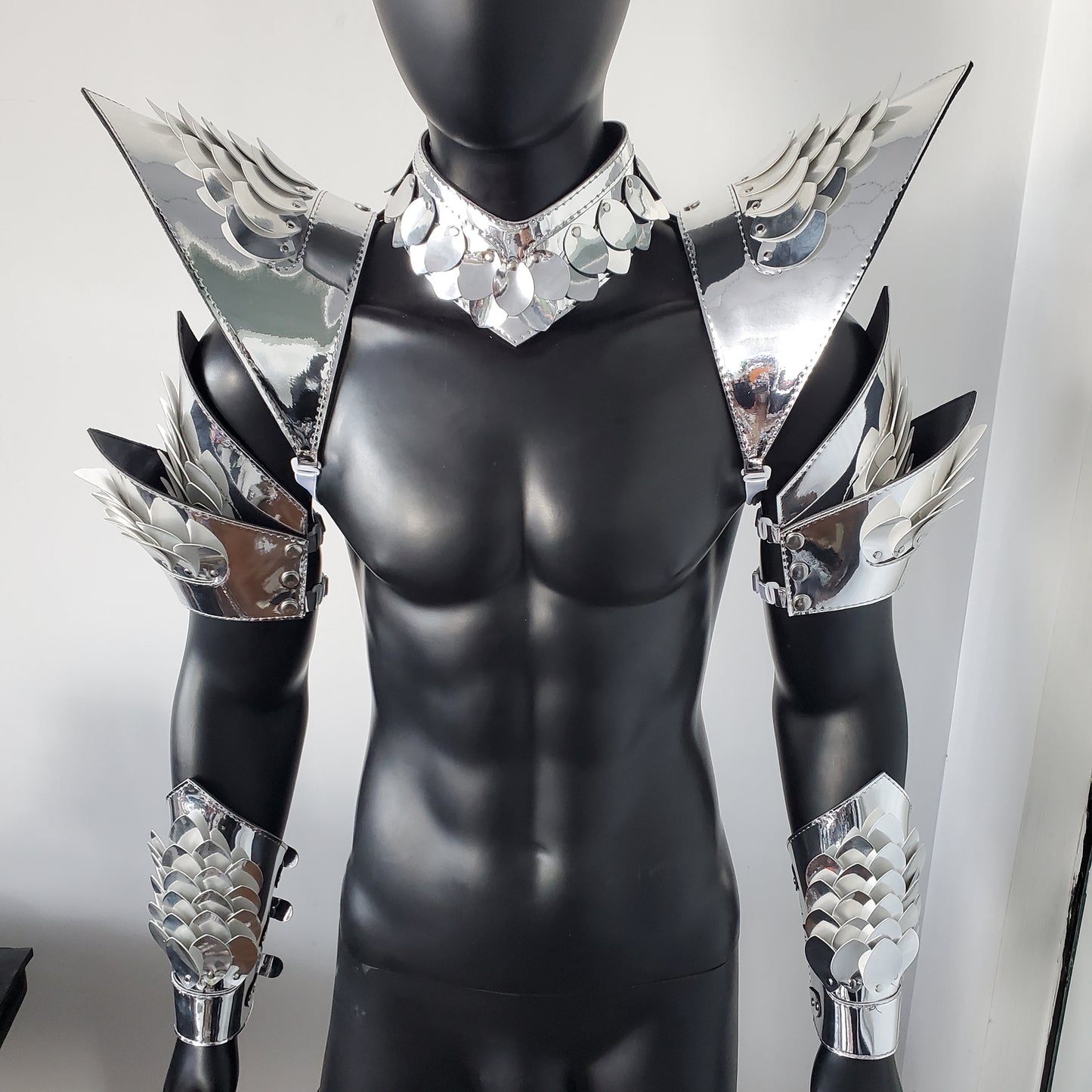 Burning Man Holographic Silver Dragon Scale Armor,Rave Carnival Festival Costumes Armor Outfits