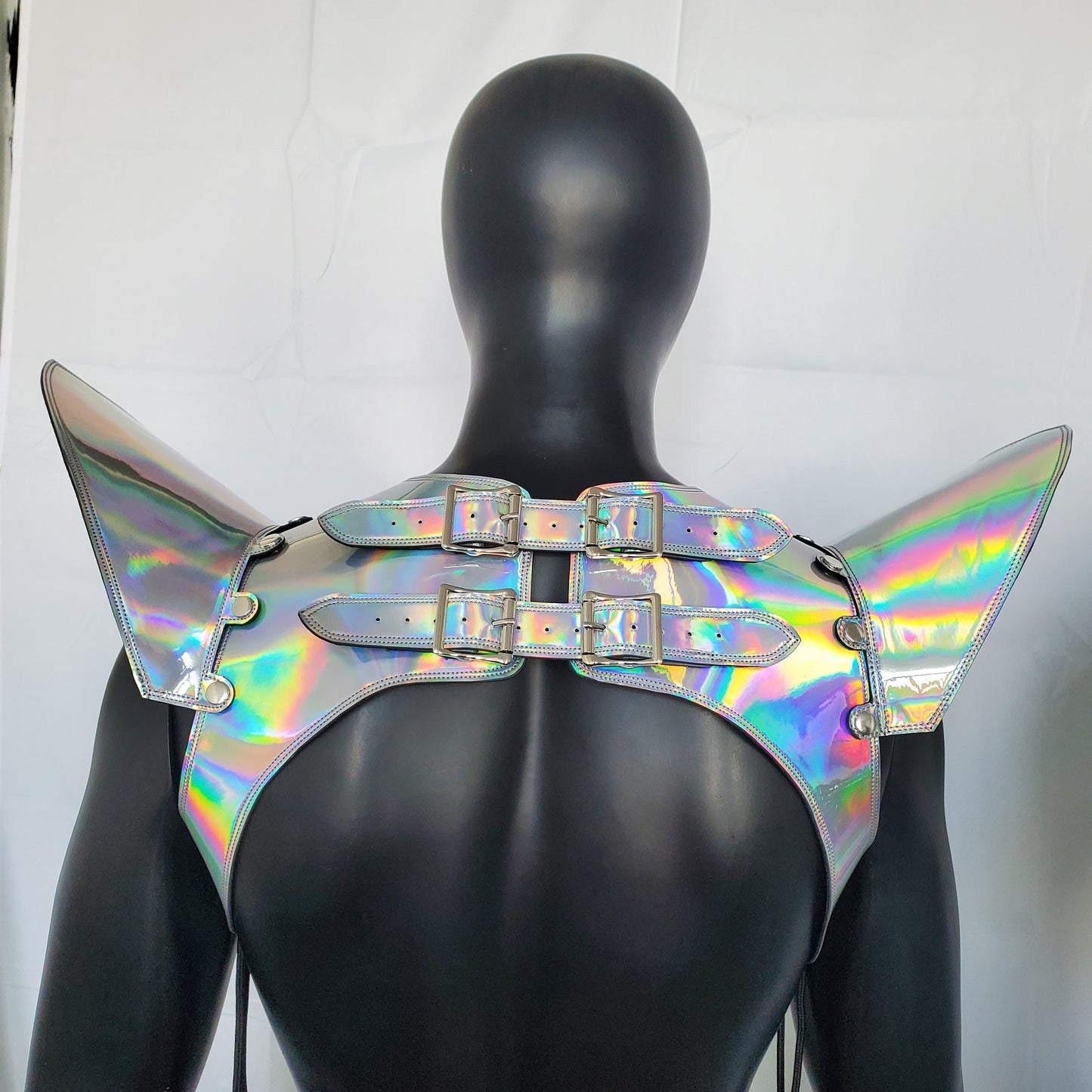 Burning Man Holographic Laser Silver Armure, Pièce d’épaule en argent Rave, Gilet d’armure d’argent du Festival, Costumes de carnaval d’épaulettes