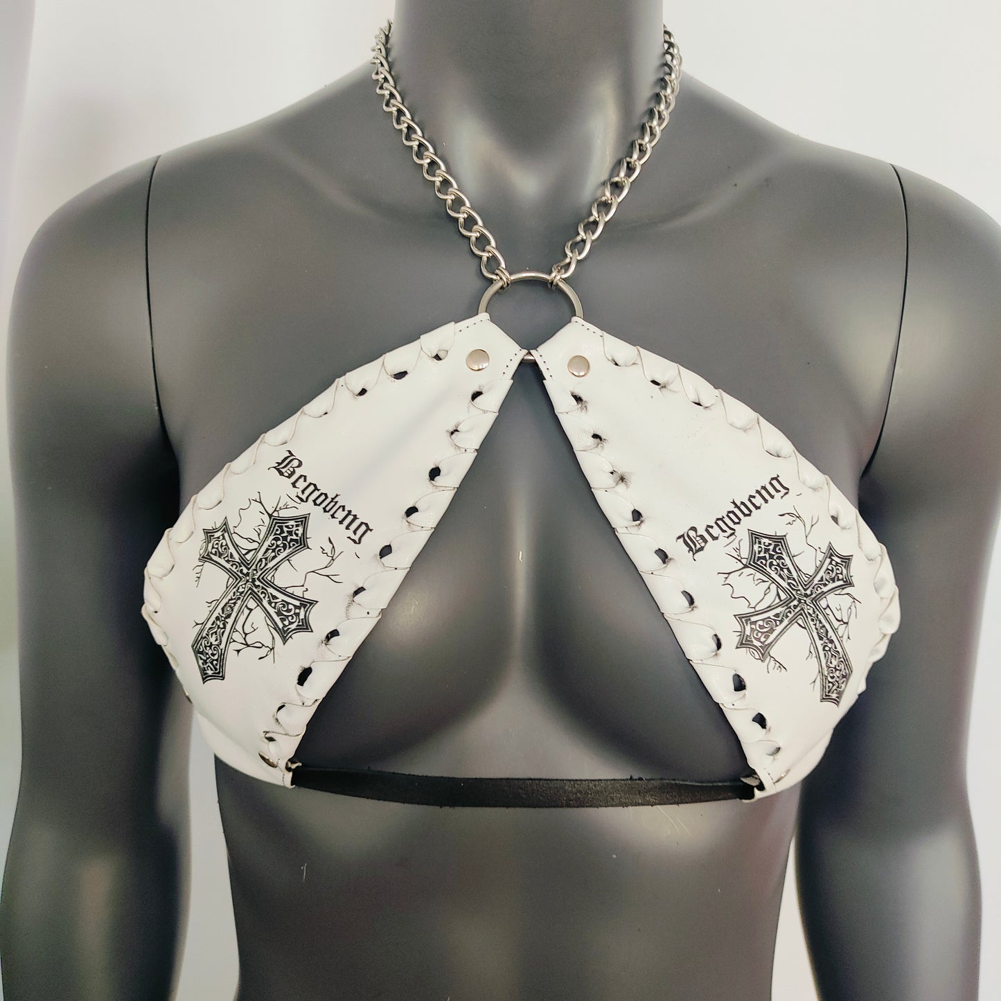 Gothic White Vinyl Vampira Cross Sexy Top Bra with Chain