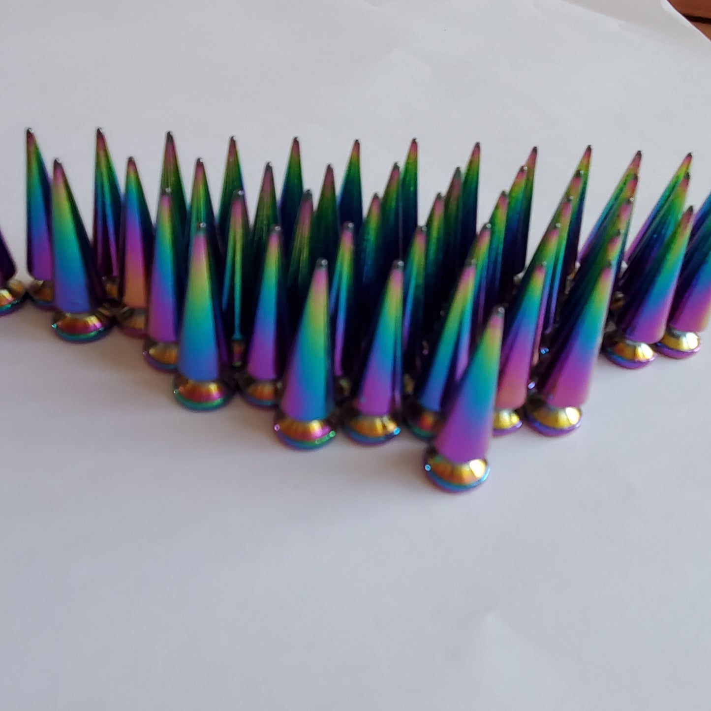 Wholesale 50pcs Holographic Rainbow Tree Spikes Rivet Studs with Screwback Metal Spikes for Leathercraft, Leather Findings and Accessories