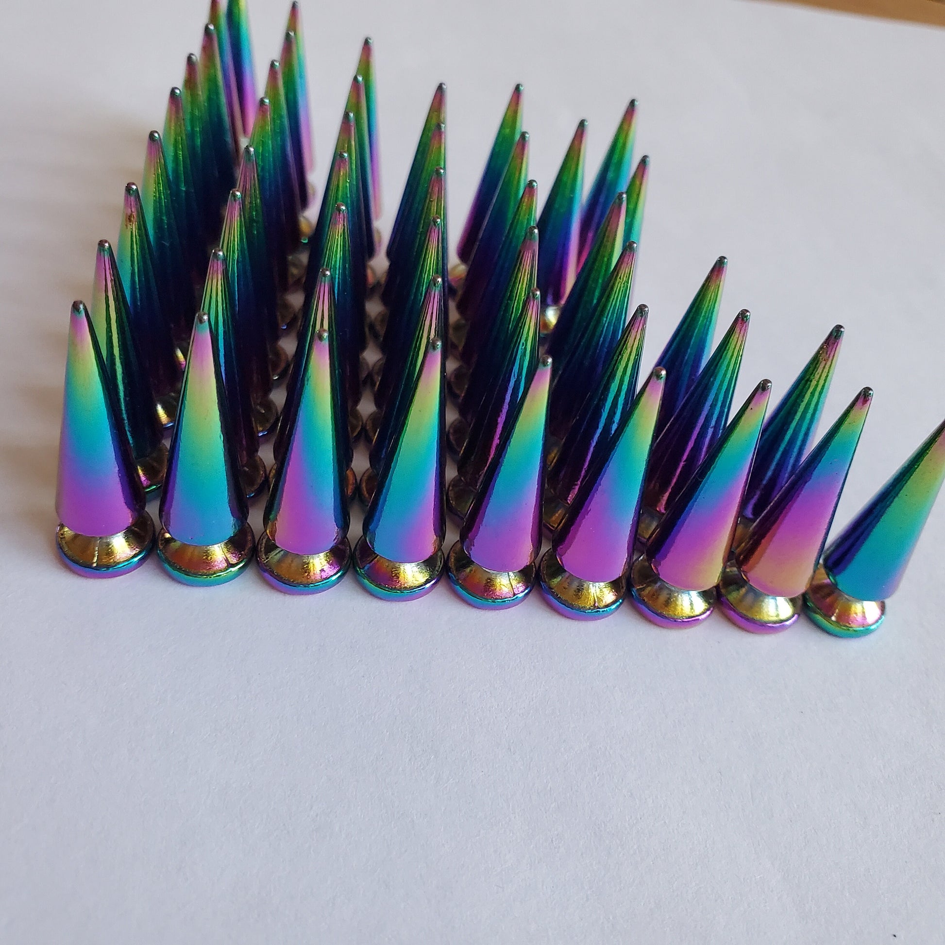 Wholesale 50pcs Holographic Rainbow Tree Spikes Rivet Studs with Screwback Metal Spikes for Leathercraft, Leather Findings and Accessories